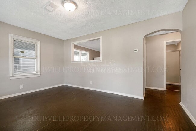 Foto del edificio - 1602 Thornberry Ave