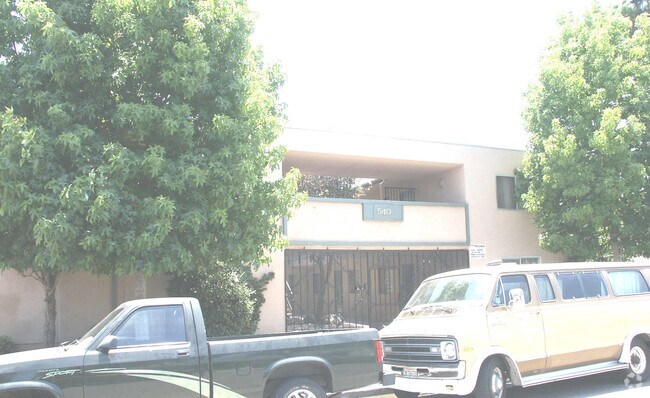 Building Photo - 540 Cuesta Del Mar Dr