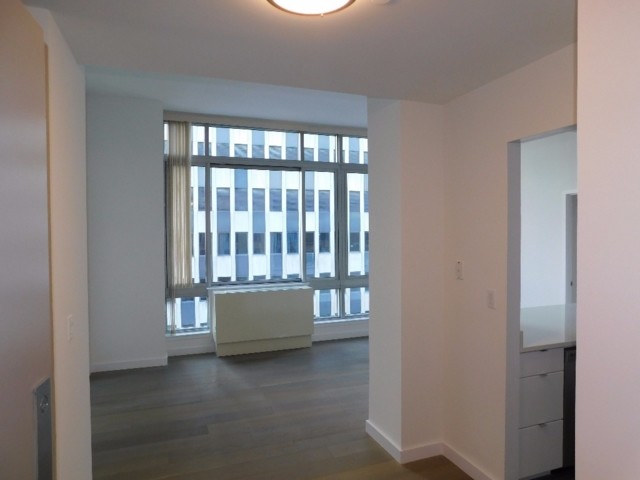 Primary Photo - 111 Worth St