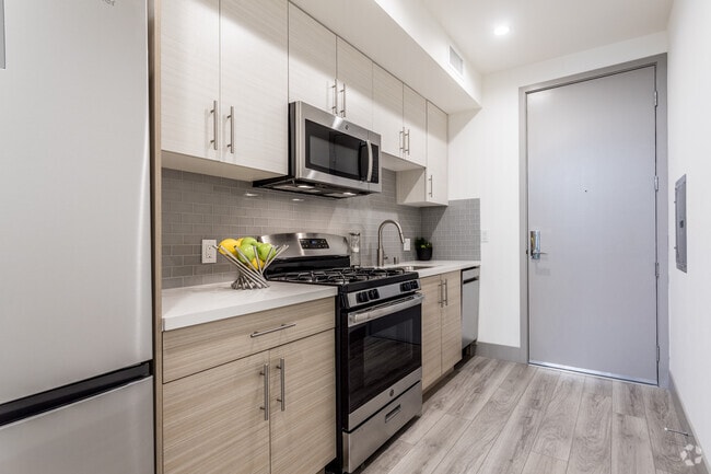 Interior Photo - Lido Apartments - 1039 S Hobart