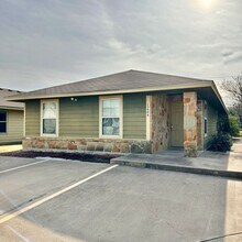 Building Photo - 2300 S 3rd St