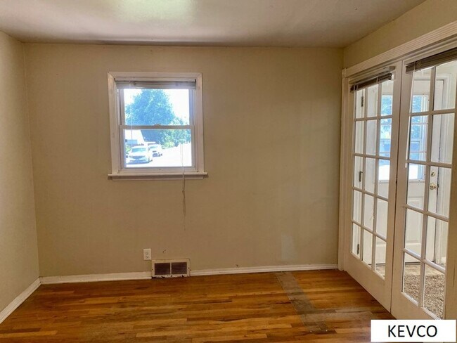 Foto del edificio - House with Lots of Room!
