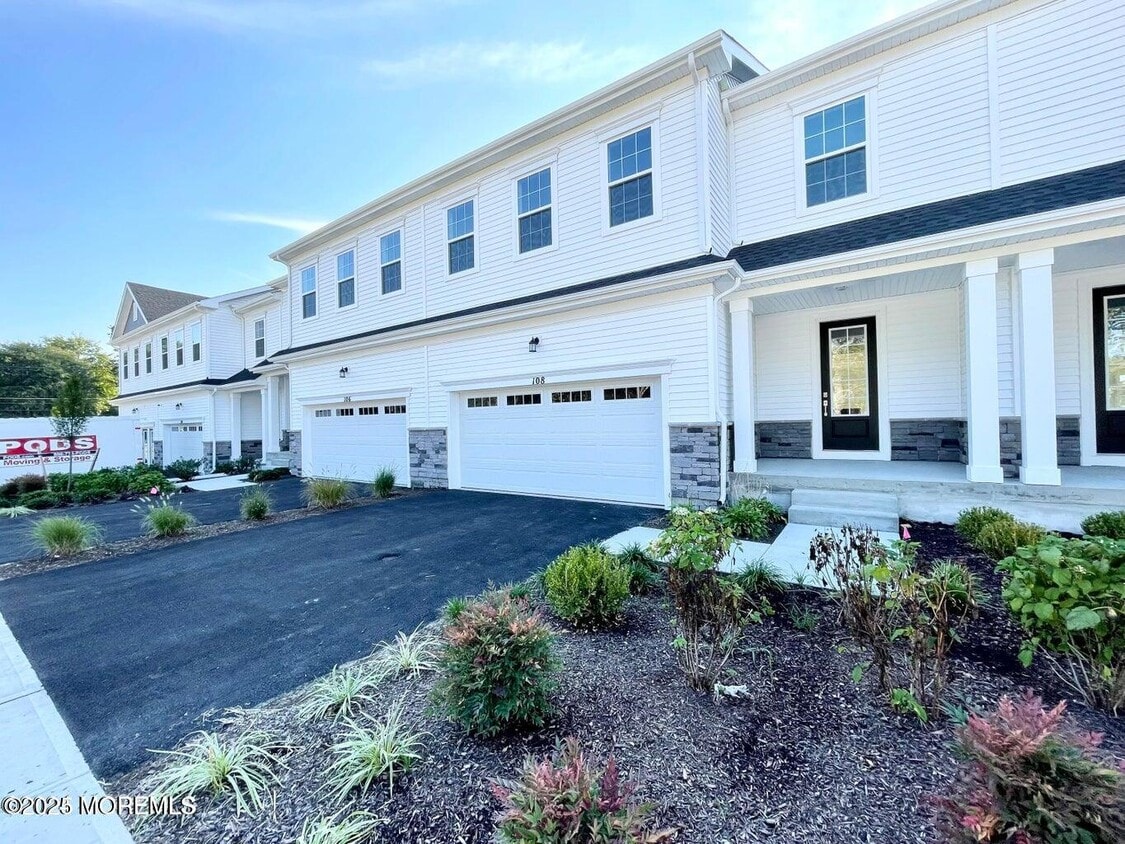 Primary Photo - 108 Woolley Ct