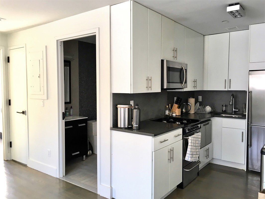 Primary Photo - 155 Meserole St