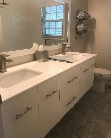 Foto del edificio - 3220 Loveland Dr