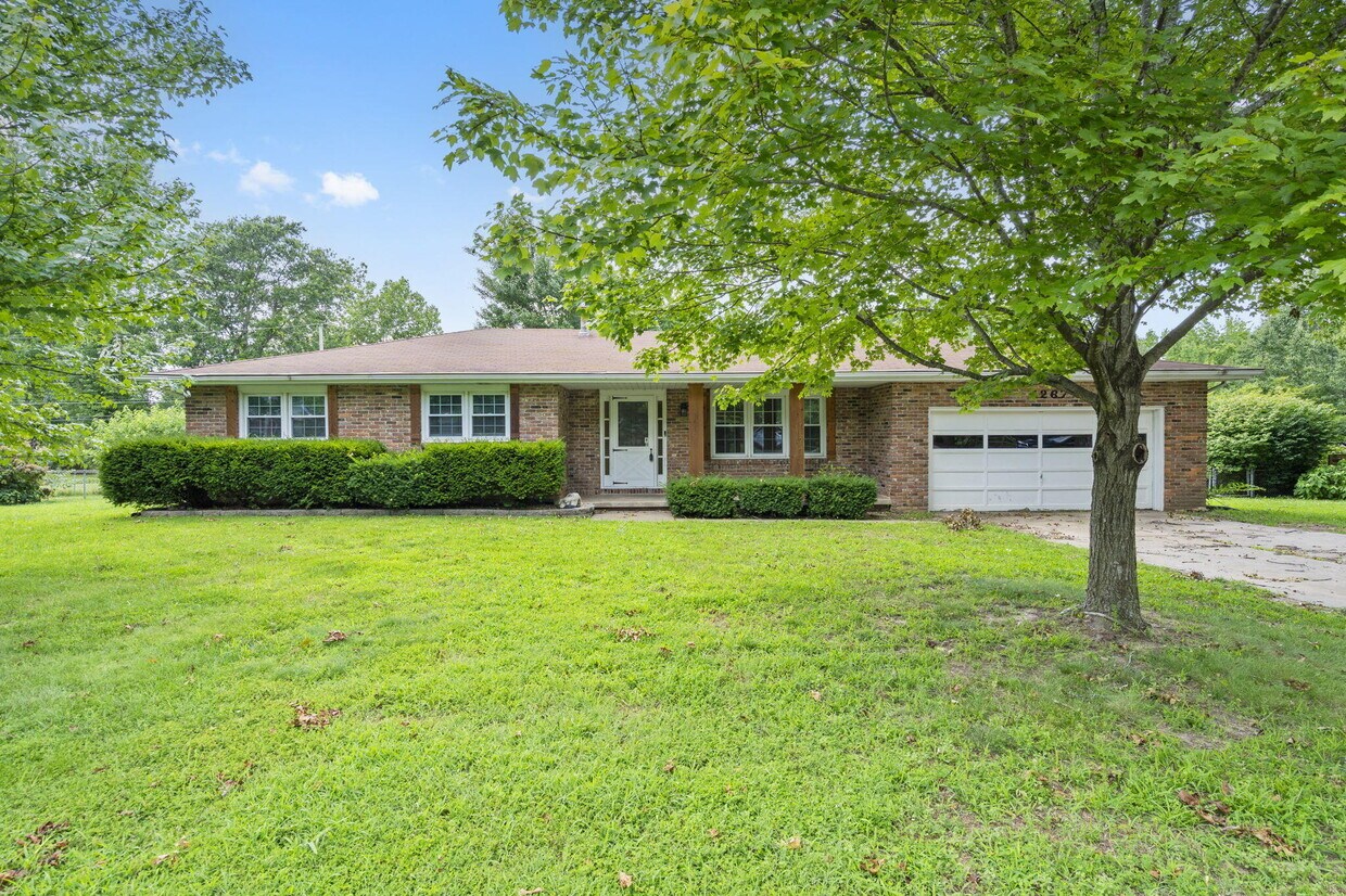 Foto principal - 4267 S Ridgecrest Dr