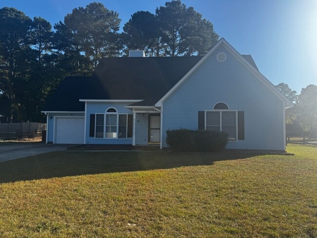 Building Photo - Cozy 3 Bedroom 2 Bath Home in Raeford.