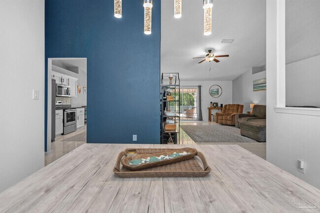 Building Photo - 2442 Raider Ln