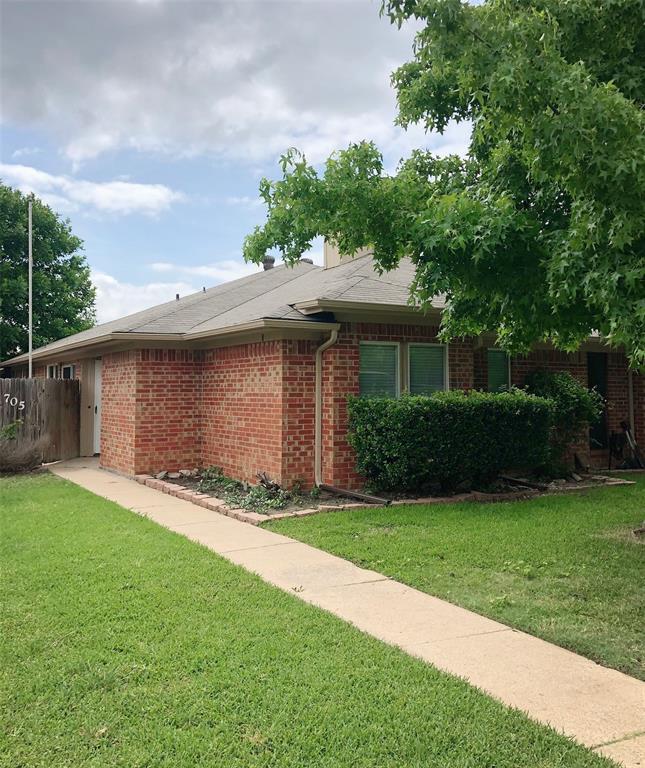 Foto principal - 705 Cory St