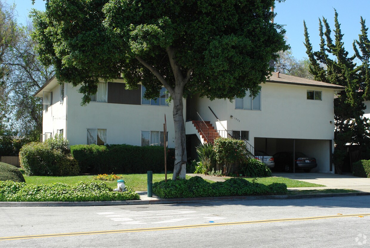 Foto del edificio - 1002 Olive Ave