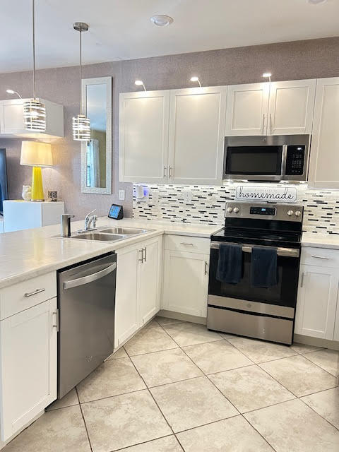 Building Photo - 2703 NW 55th Ave