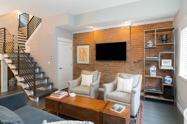 Building Photo - 1 br, 2 bath Condo - 41 E Columbus St