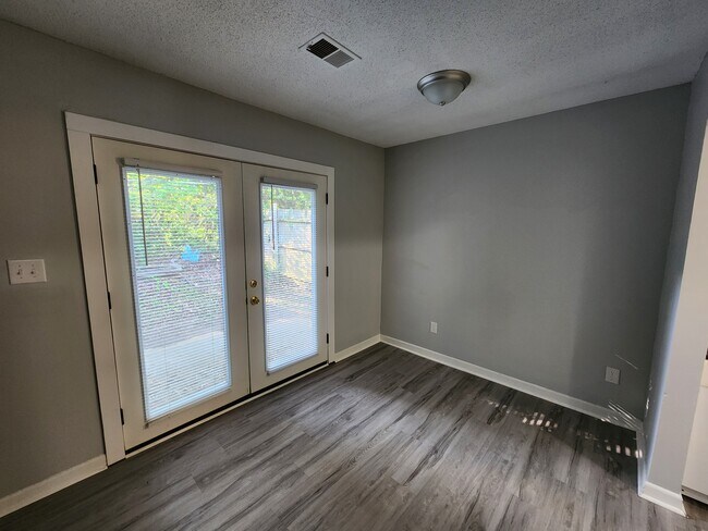 Building Photo - 108 Beatty Downs Rd