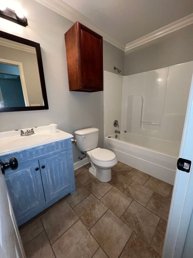 Building Photo - 514 Idlewild Dr