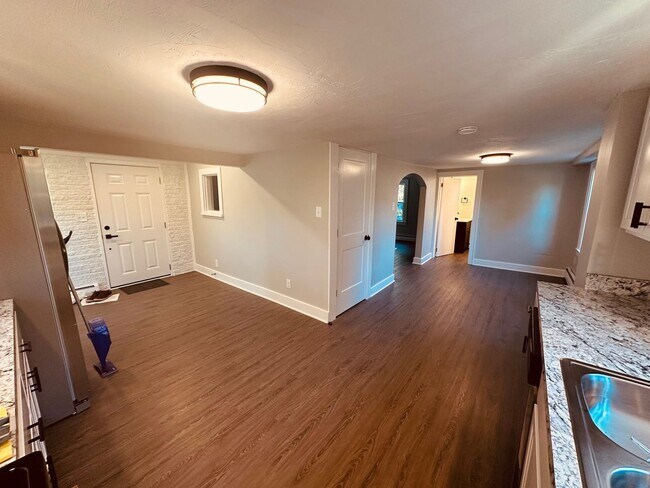 Foto del edificio - Remodeled Country House