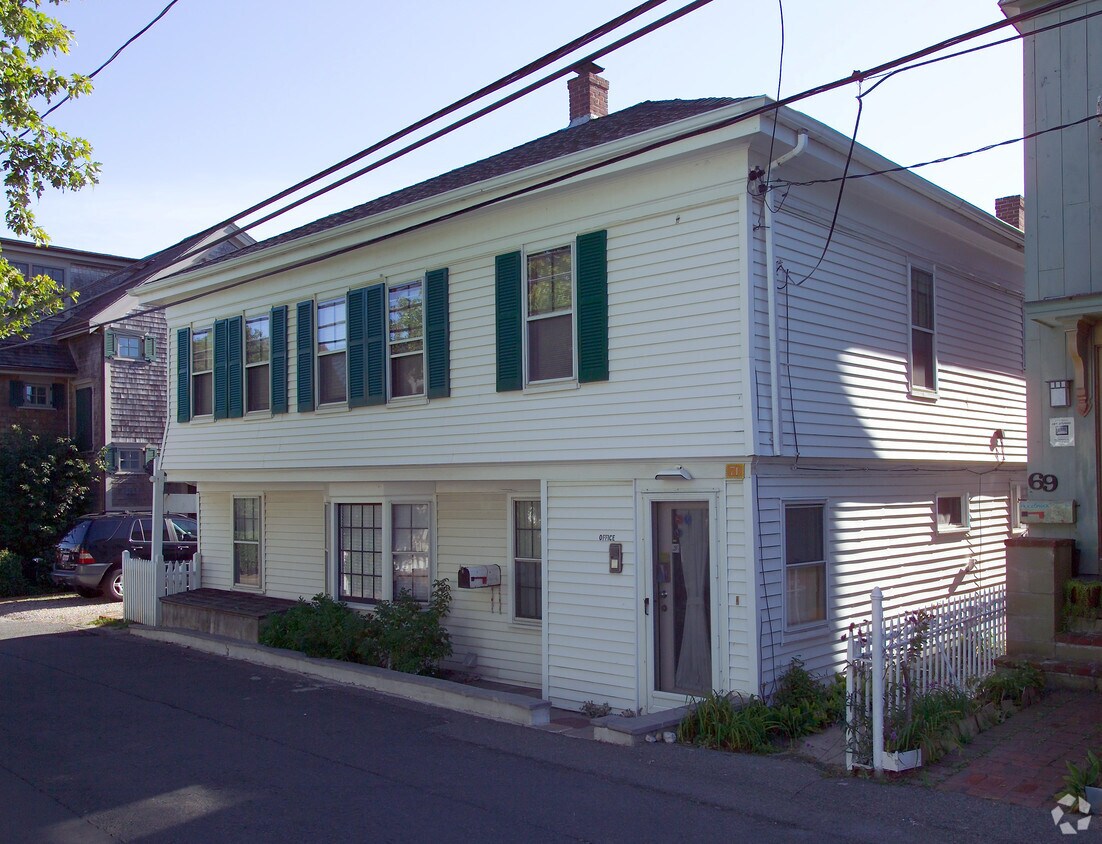 Primary Photo - 71 Commercial St