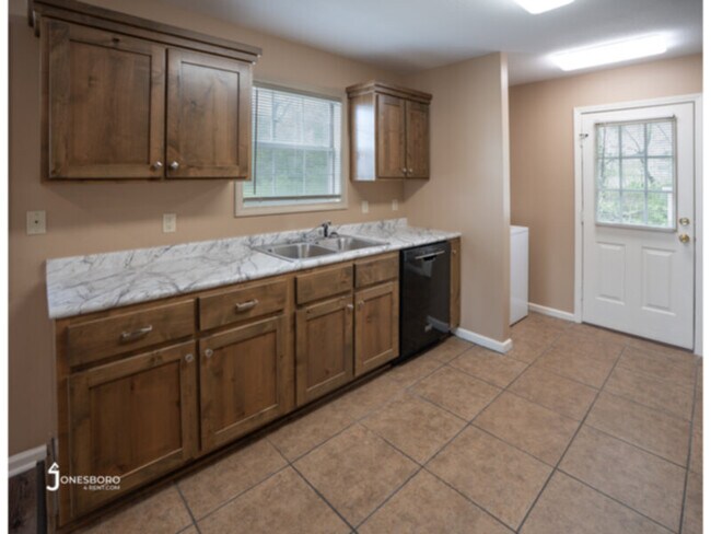Foto del edificio - Pecan Grove II - Cable TV Included