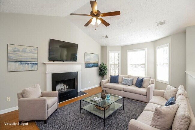 Foto del edificio - 97 Summer Creek Dr