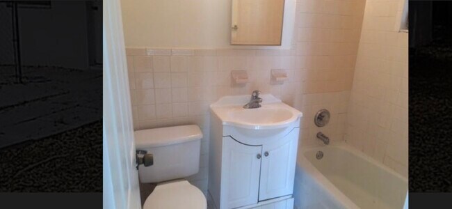 bathroom - 325 SW 14th Ct