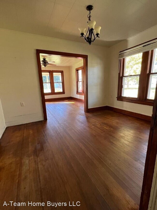 Building Photo - 3 br, 2 bath House - 1105 McEntire Rd