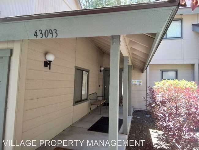 Building Photo - 2 br, 2.5 bath House - 43093 Bear Creek Ct