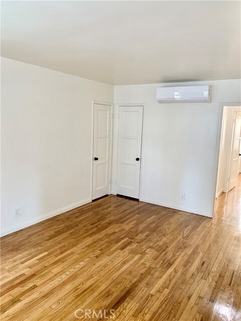 Foto del edificio - 4333 Elm Ave