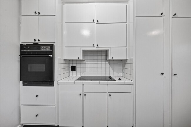 Foto del edificio - 1758 Hawthorne St