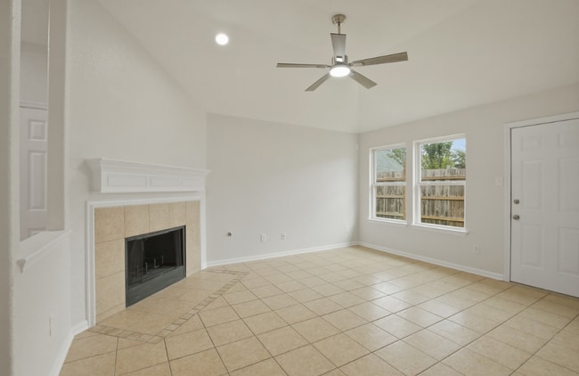 Building Photo - 4751 Chisholm Hollow Ct