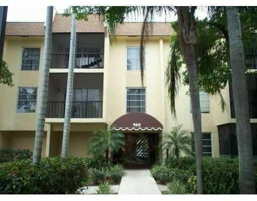 Photo - 450 NW 20th St Apartment