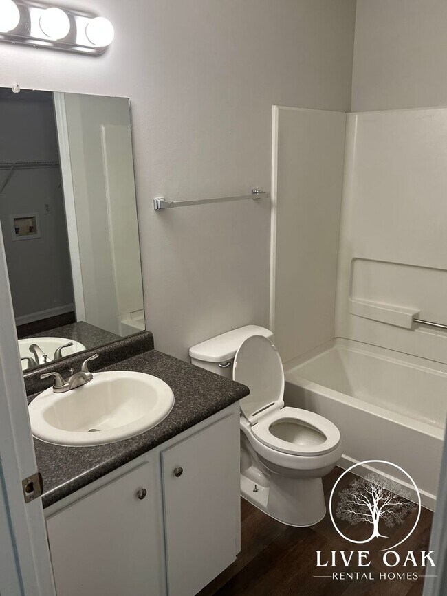 Foto del edificio - 708 Timber Ridge Trail