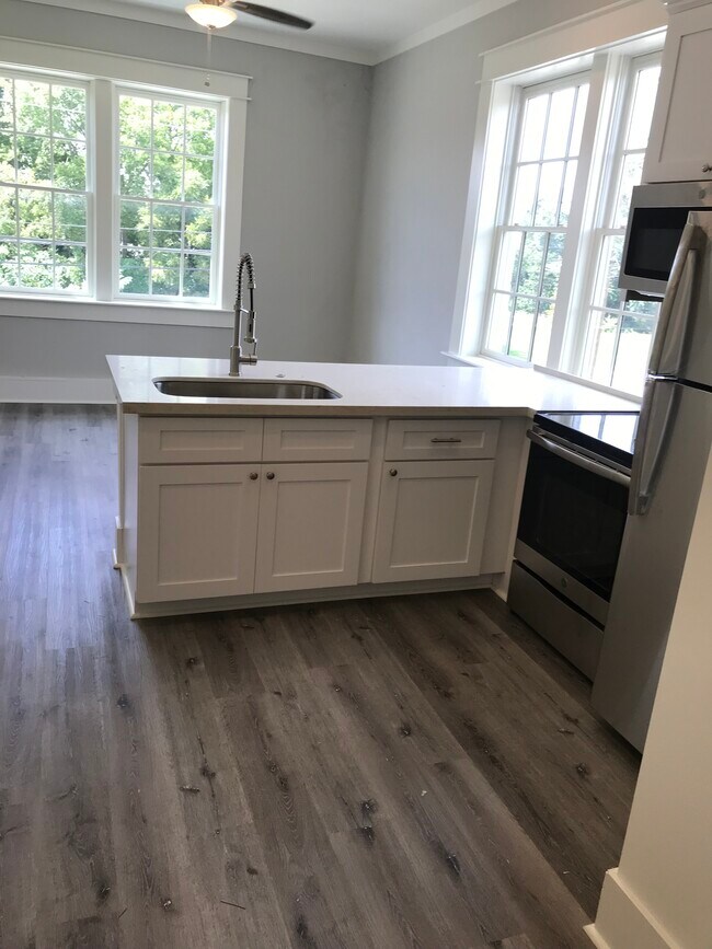 1509 Highland Rd Unit 205, Baton Rouge, LA 70802 Apartments in Baton