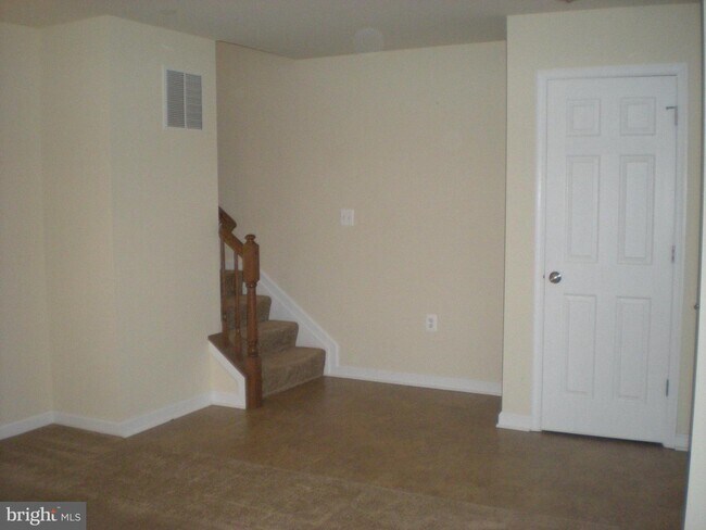 Building Photo - 6300 Barnett Ave