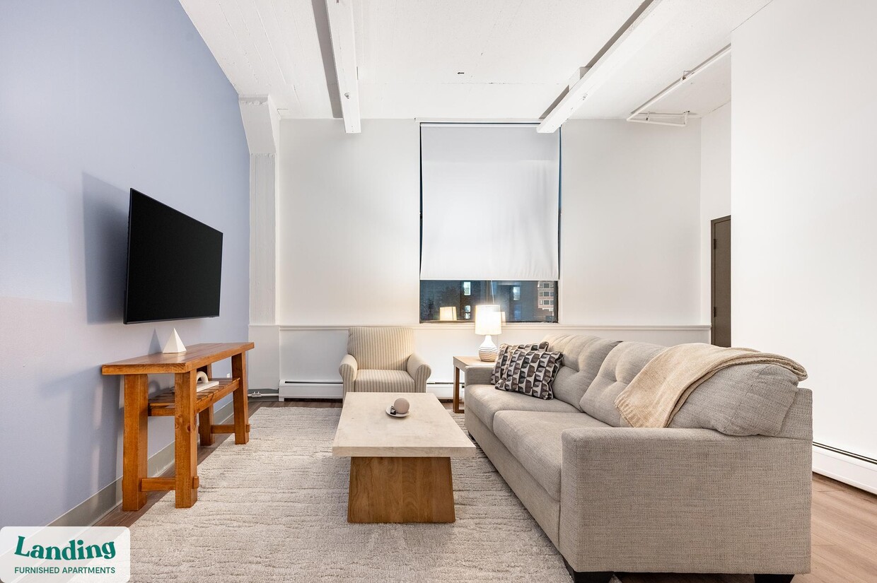 Primary Photo - 45 Willow St