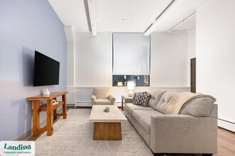 Building Photo - 45 Willow St