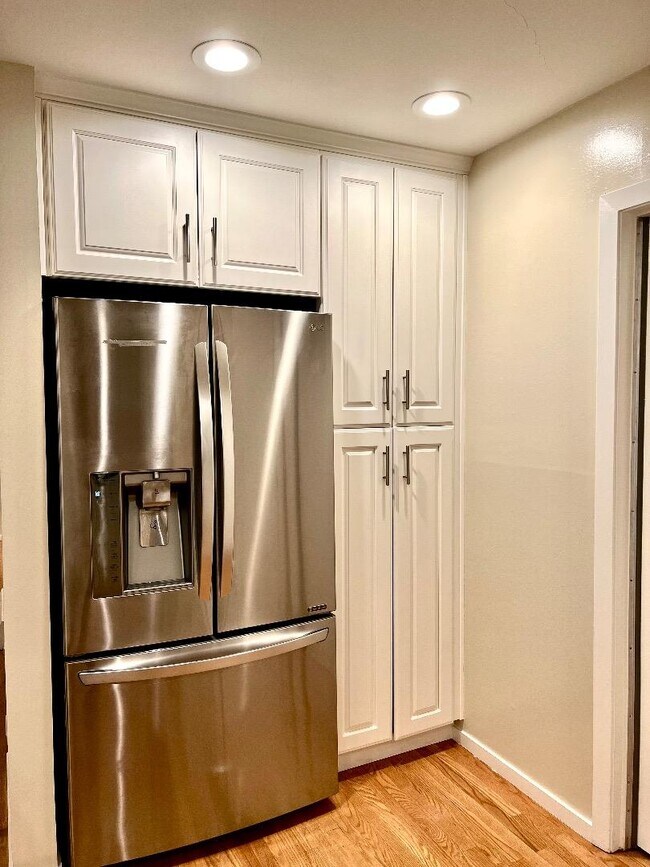 Foto del edificio - 935 E Cardinal Dr