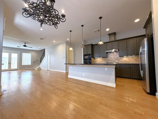 Foto del edificio - 5237 Center St