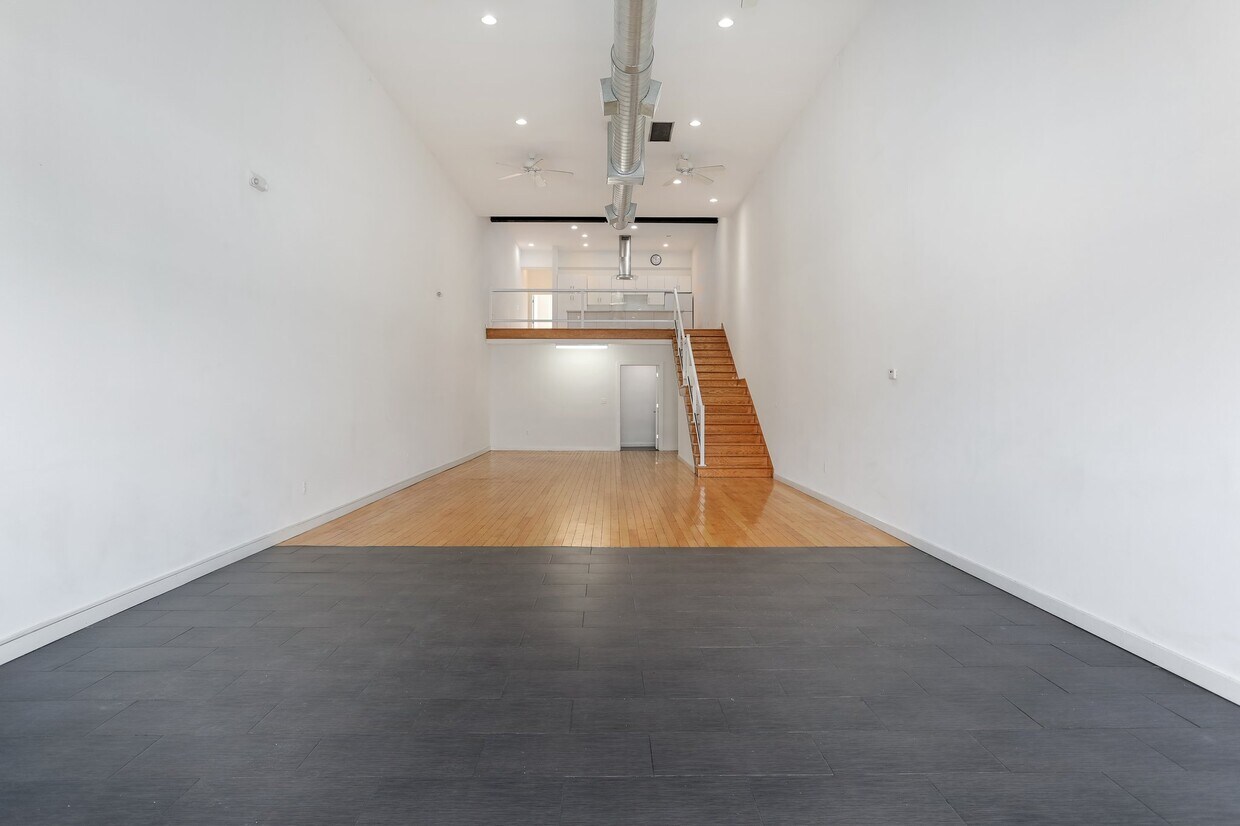 9340 Joseph Campau Ave Unit W, Hamtramck, MI 48212 Apartments in