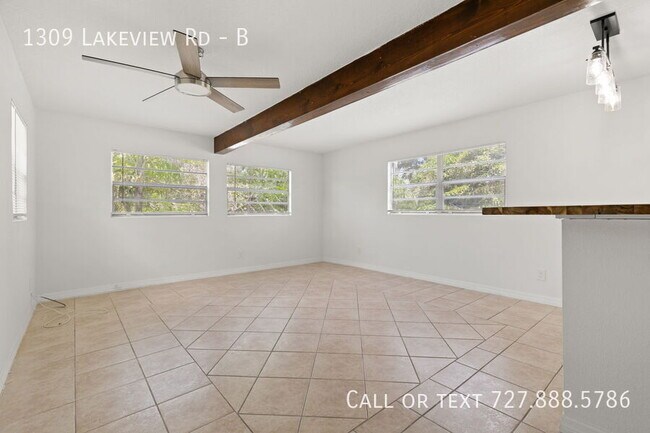 Foto del edificio - 1309 Lakeview Rd
