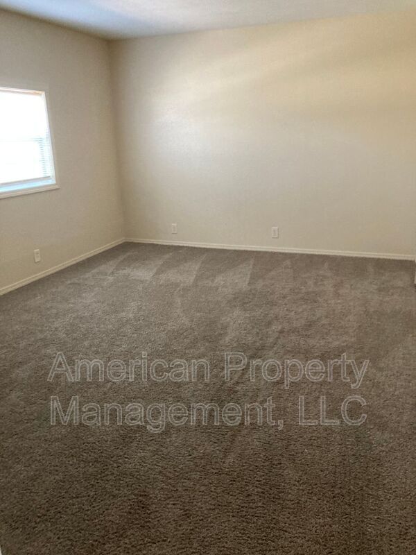 Foto del edificio - 940 N Ross Ave