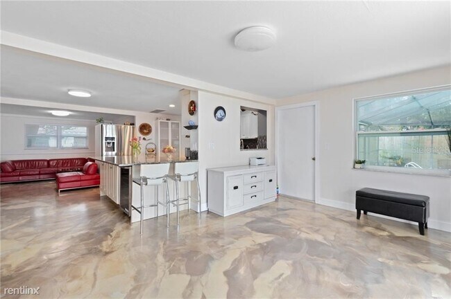 Building Photo - 4 br, 2 bath House - 9086 Walsingham Rd
