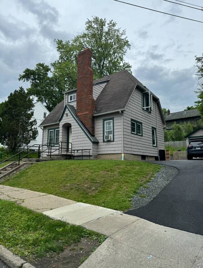 119 Linden Ave, Ithaca, NY 14850 House Rental in Ithaca, NY