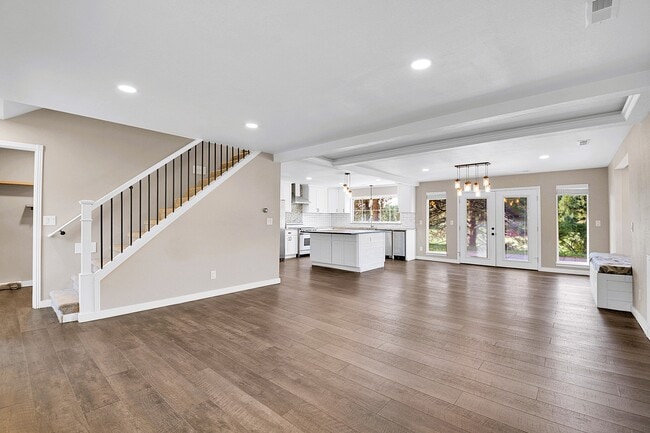 Building Photo - 6554 High Cir