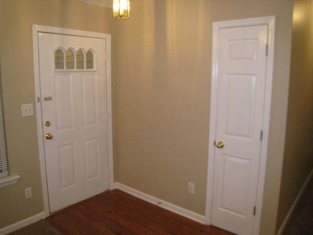 Foto del edificio - Half off first month rent move in special