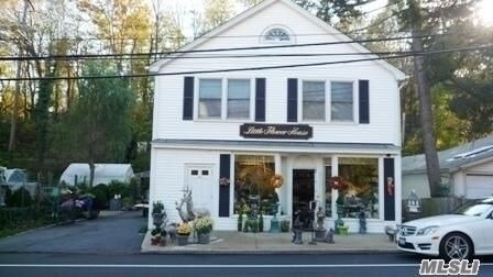 Primary Photo - 20 Oyster Bay Road