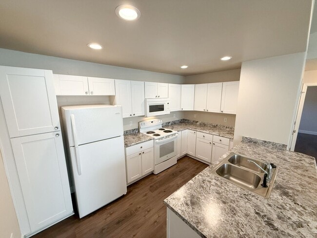 Foto del edificio - 3525 Chelsea St