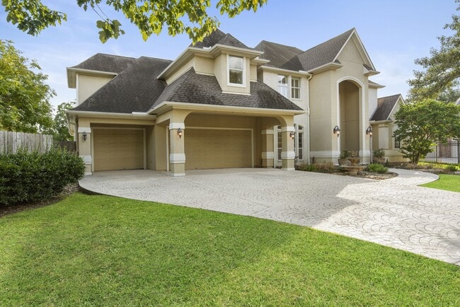 Foto del edificio - 3627 Vashon Ln
