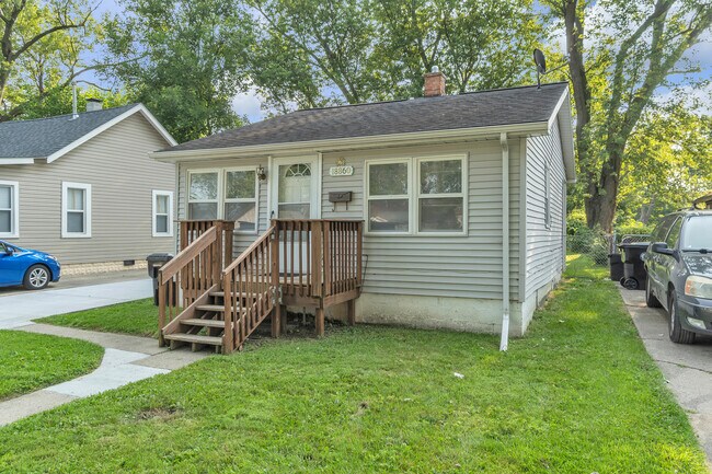 Building Photo - 18860 Norborne