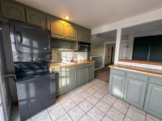 Foto del edificio - 1615 Carr St