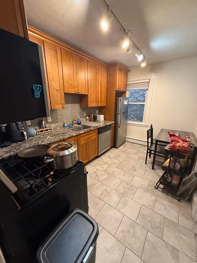 Foto del edificio - 74 Gore St