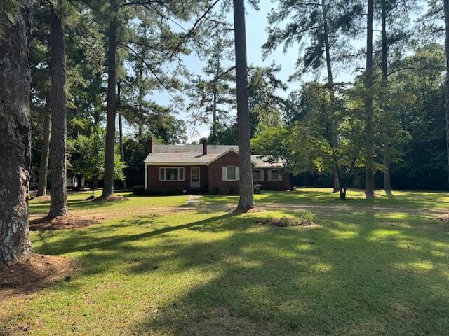 Foto del edificio - 843 Brandy Rd